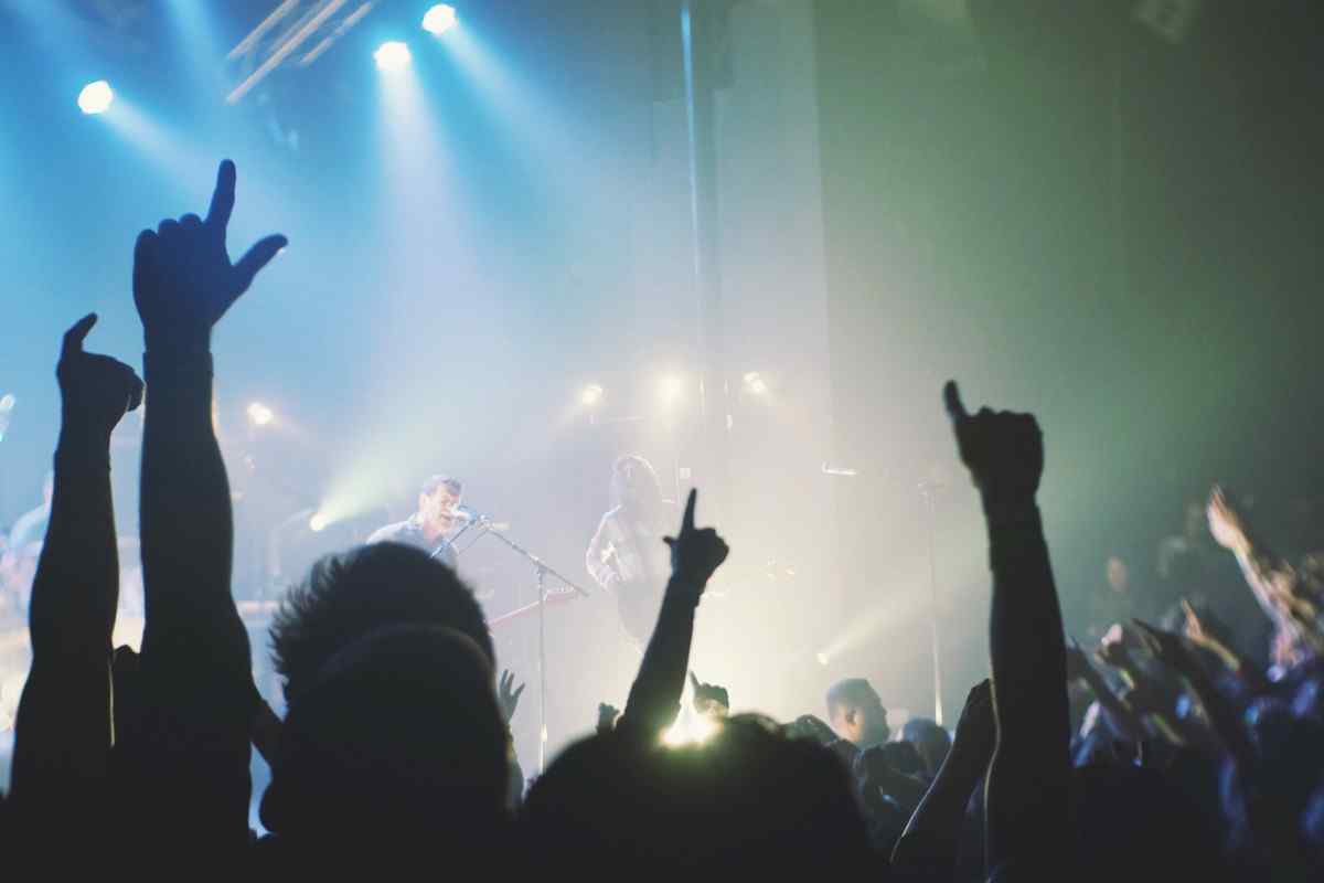 https://sparklerecords.com.au/wp-content/uploads/2017/05/about_us_01.jpg